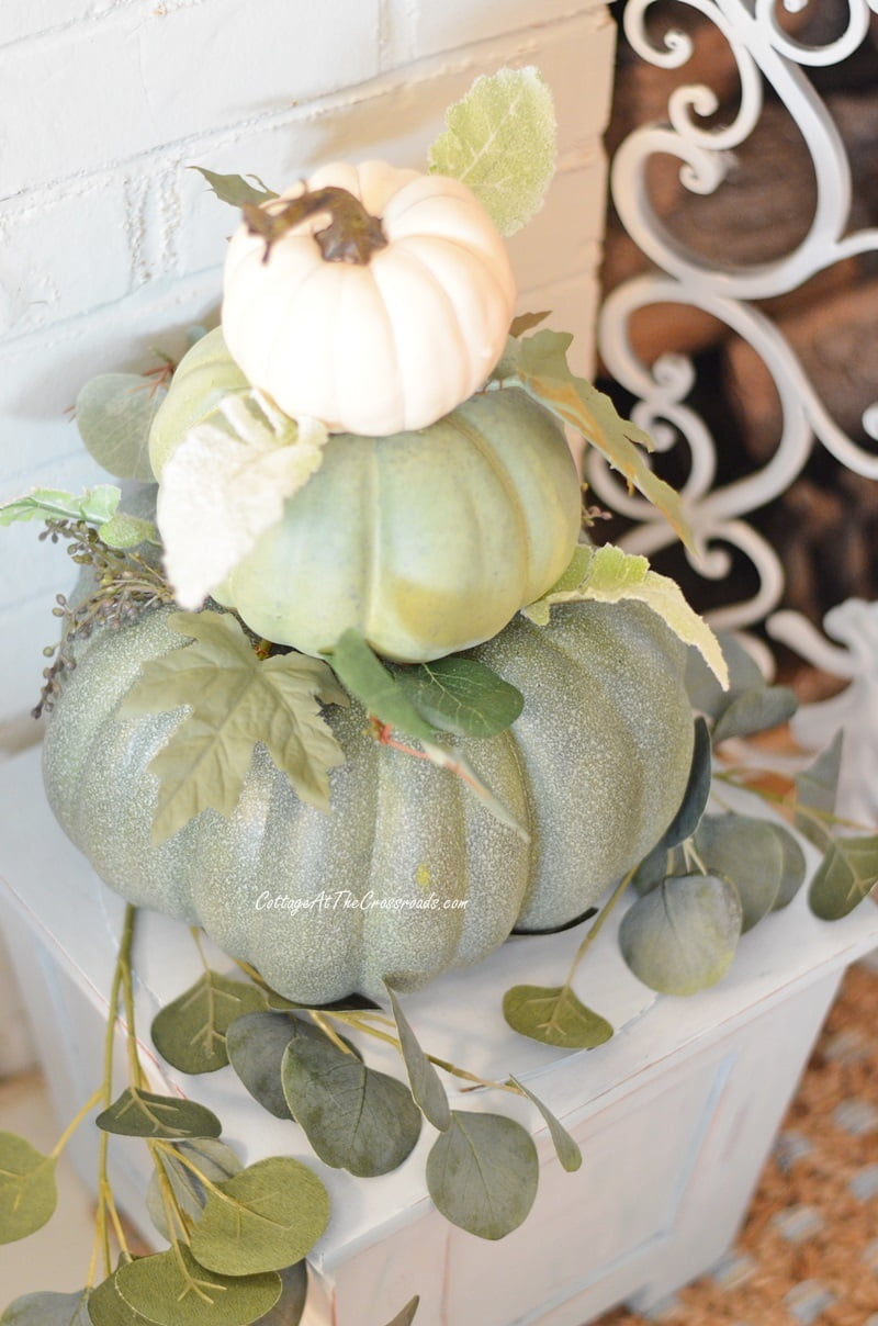 Stacked pumpkin topiary
