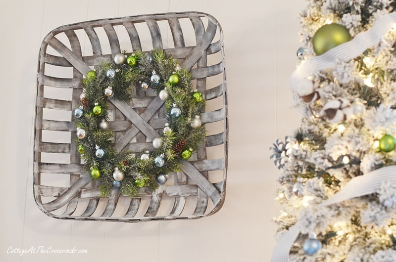 Christmas ornament wreath