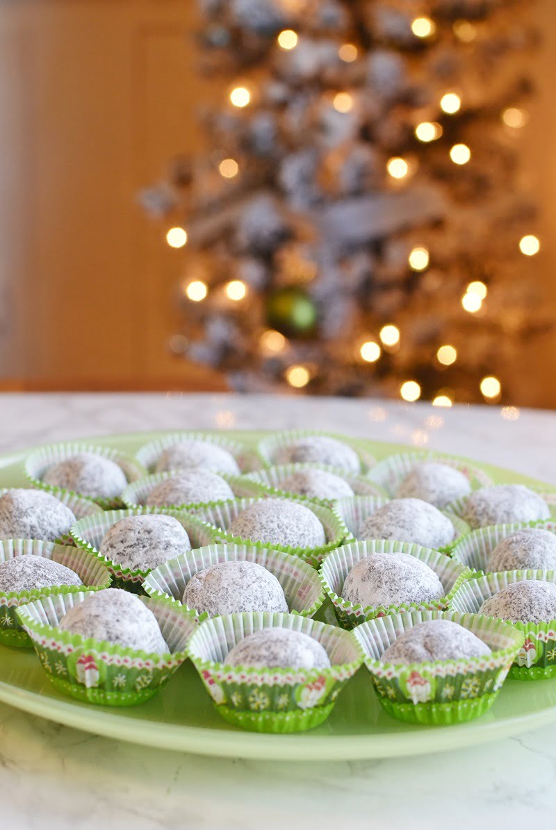 Rum balls in decorative baking cups