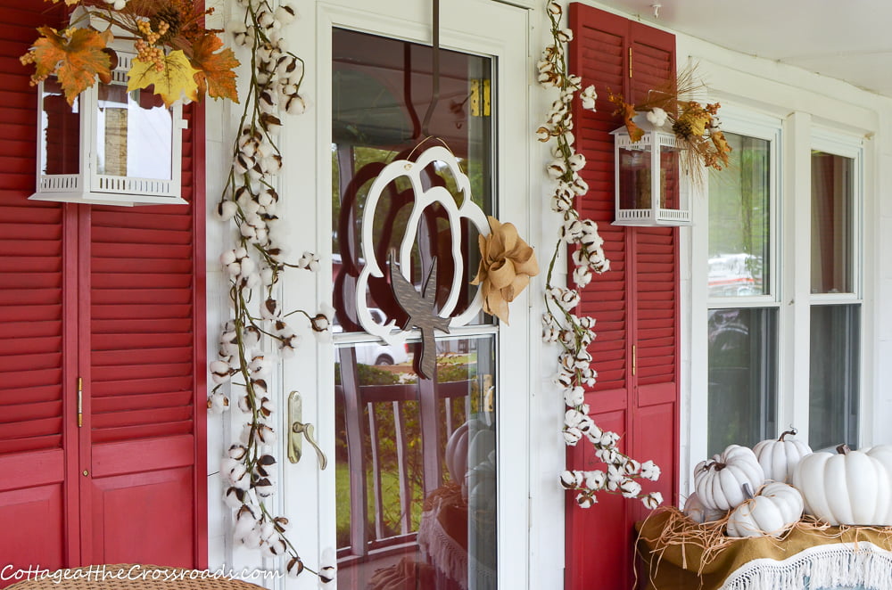 Cotton pickin' fall front porch-a fall decorated porch with a cotton theme