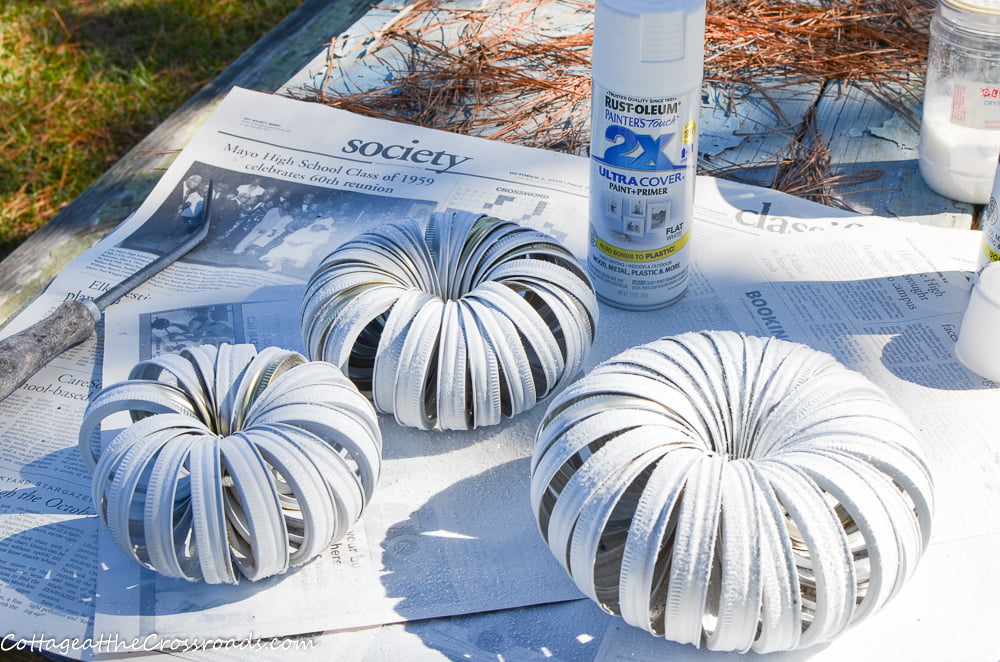 Painted and glittered canning rings