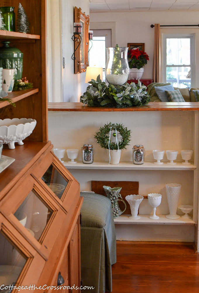 Old wooden dividers in dining room