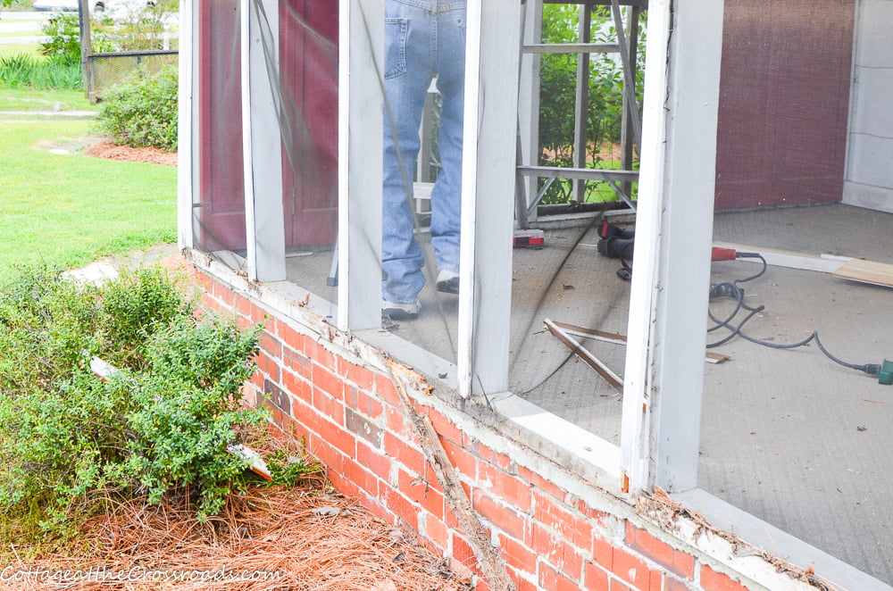 Screen porch