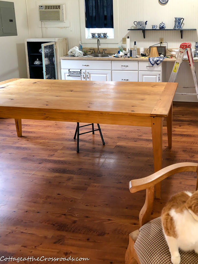 Farmhouse pine table