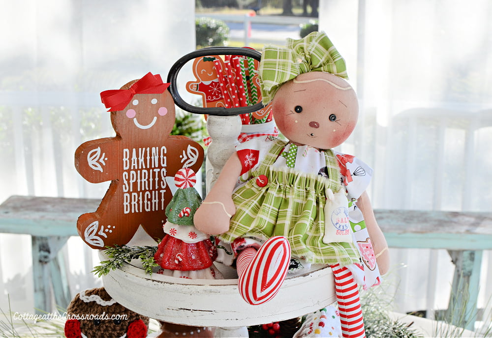 Gingerbread doll and wooden gingerbread man