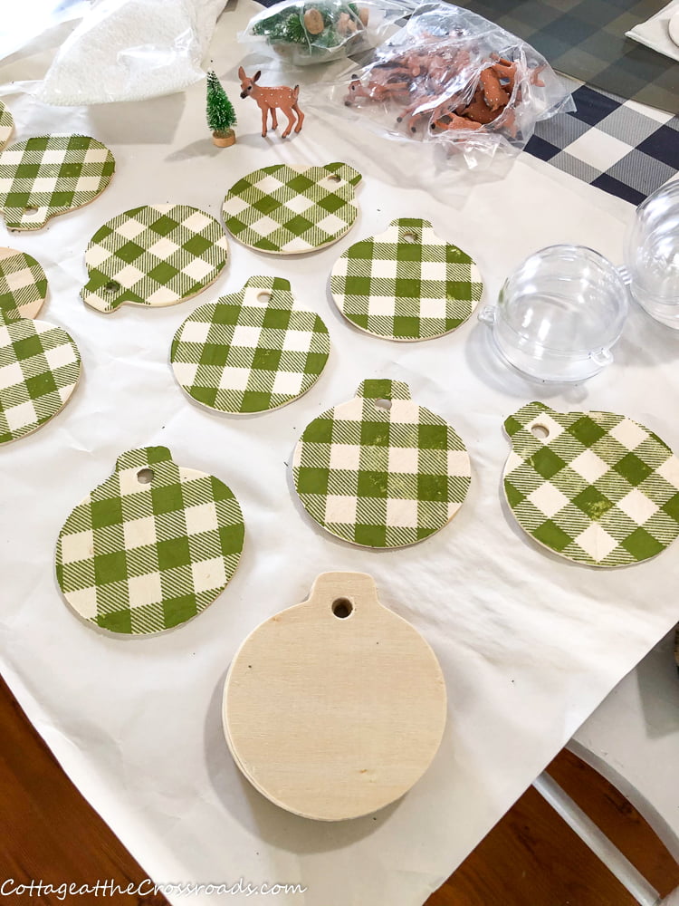 Mini buffalo plaid wooden ornaments