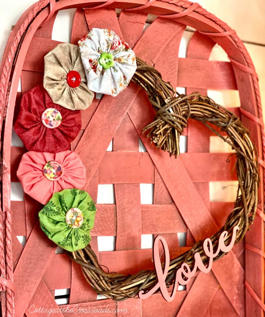 Valentine's Day Wooden Heart Shaped Wreath - Cottage On Bunker Hill