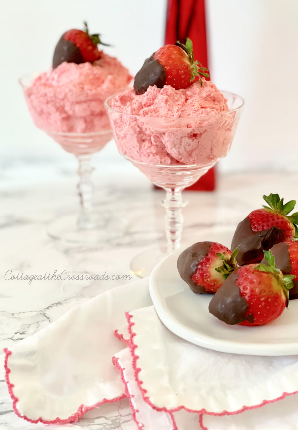 Keto low carb strawberry fluff