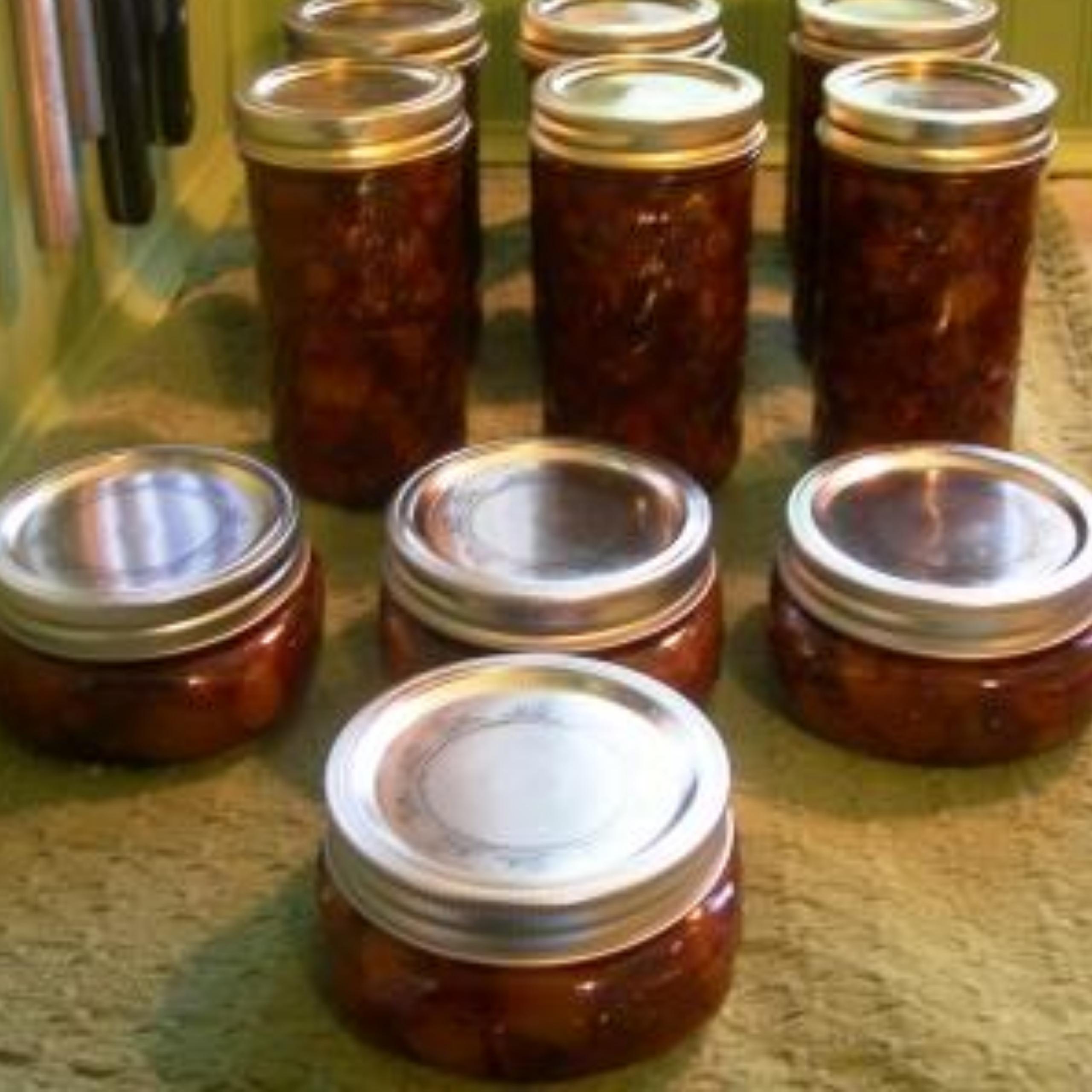 Spicy pear chutney