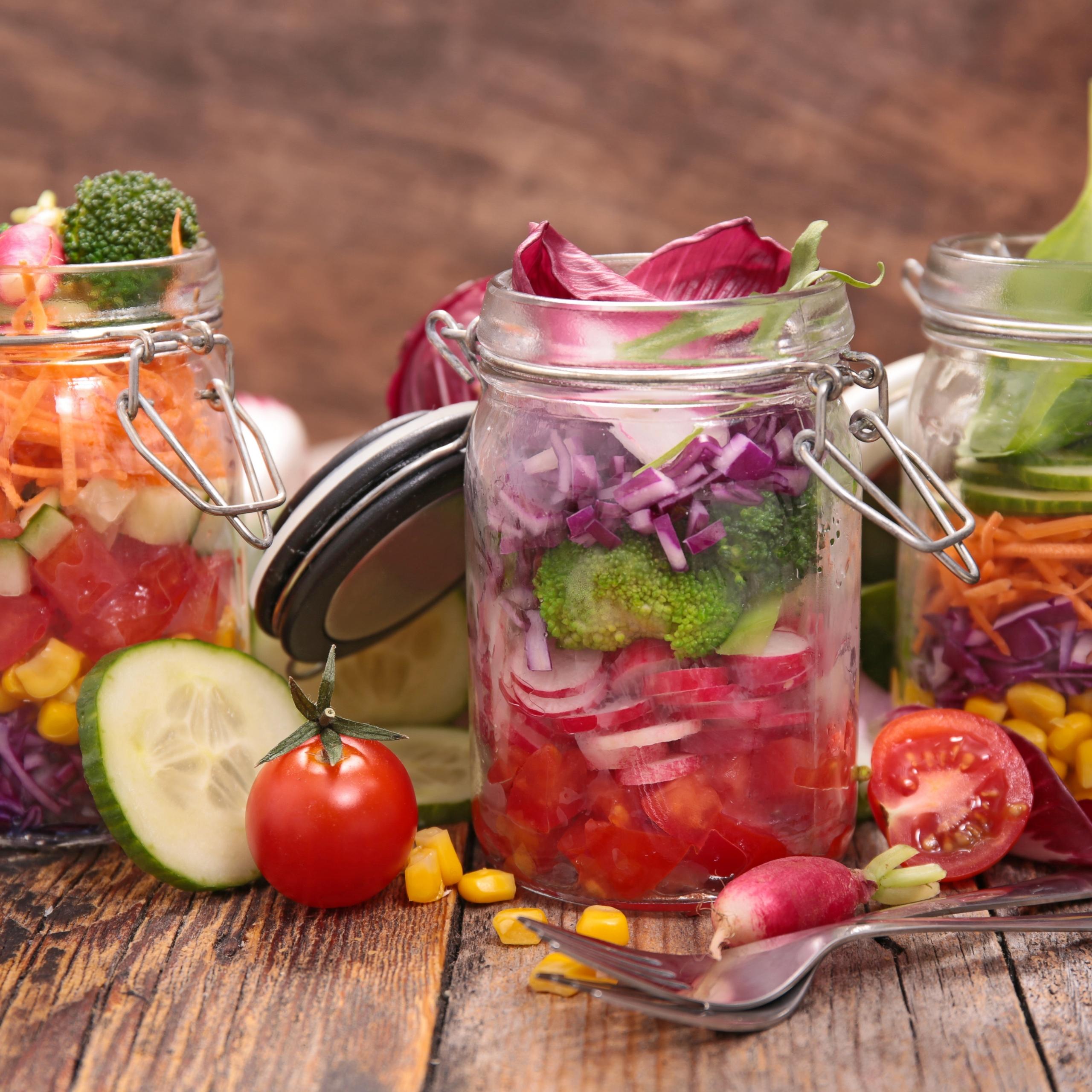 Sushi Mason Jars are Made to Prep Ahead for a Balanced Meal!