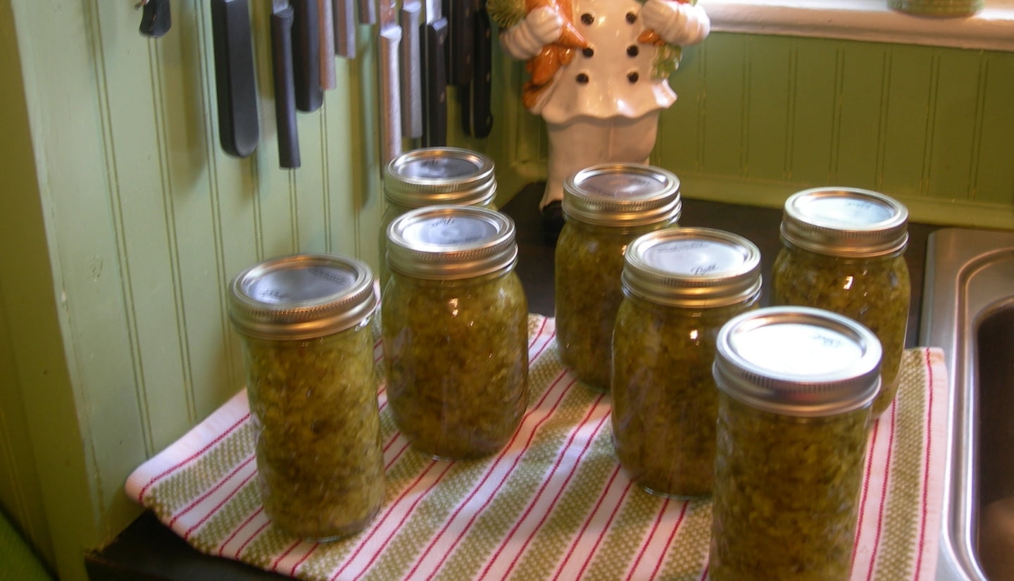 Dill relish cans