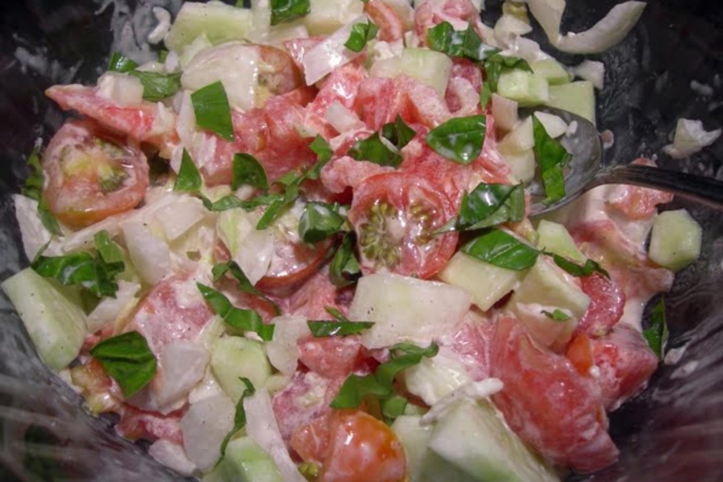 Summer salad with dressing
