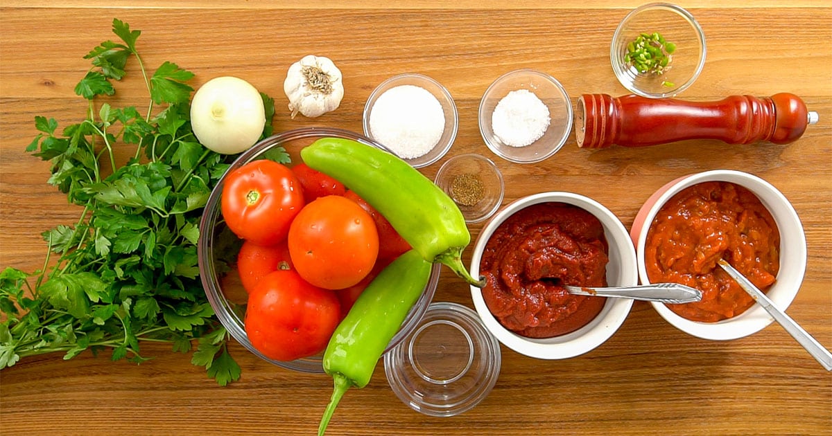 Ingredients necessary to make canned salsa