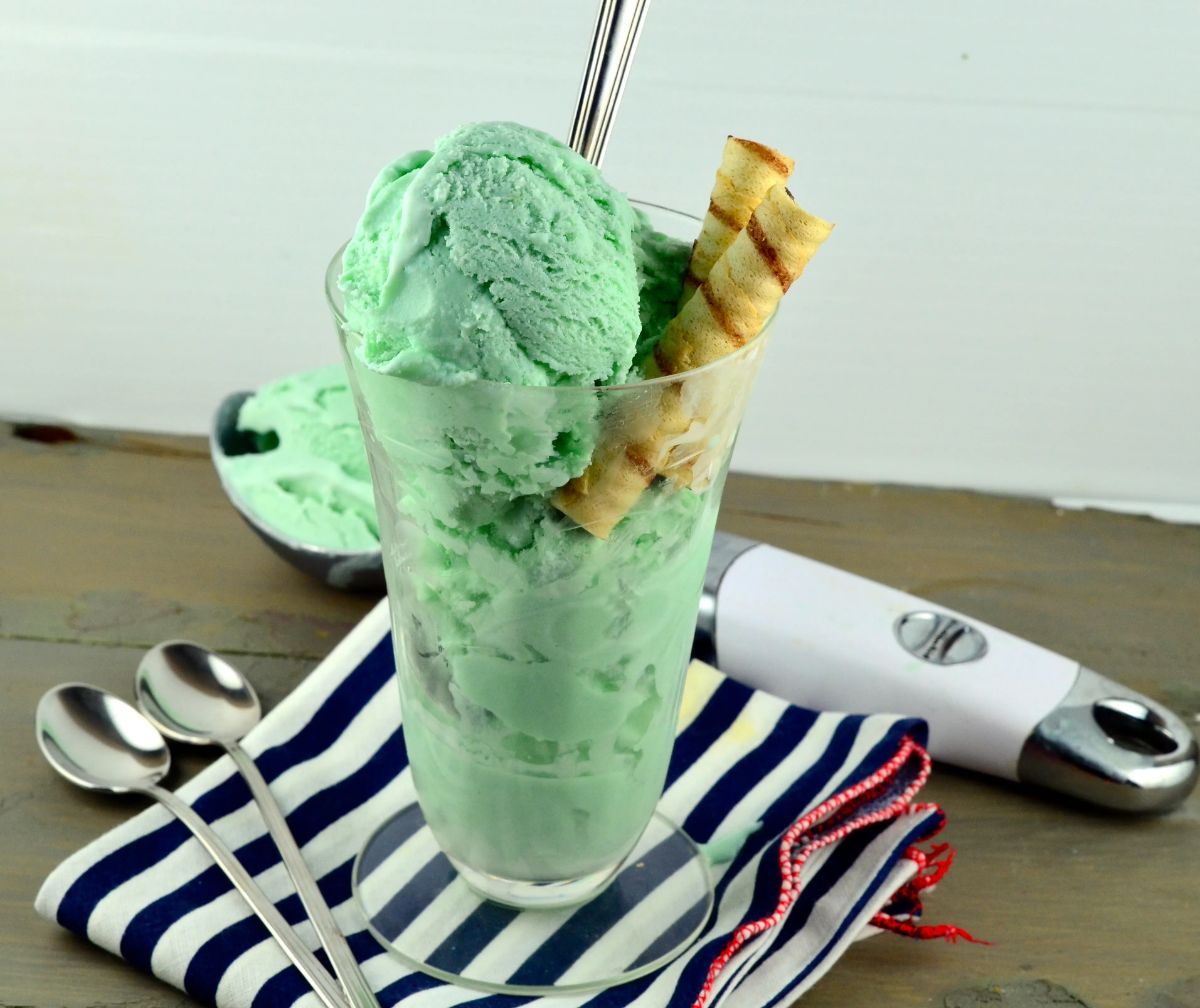 Deliicous sea salt ice cream in a tall glass.