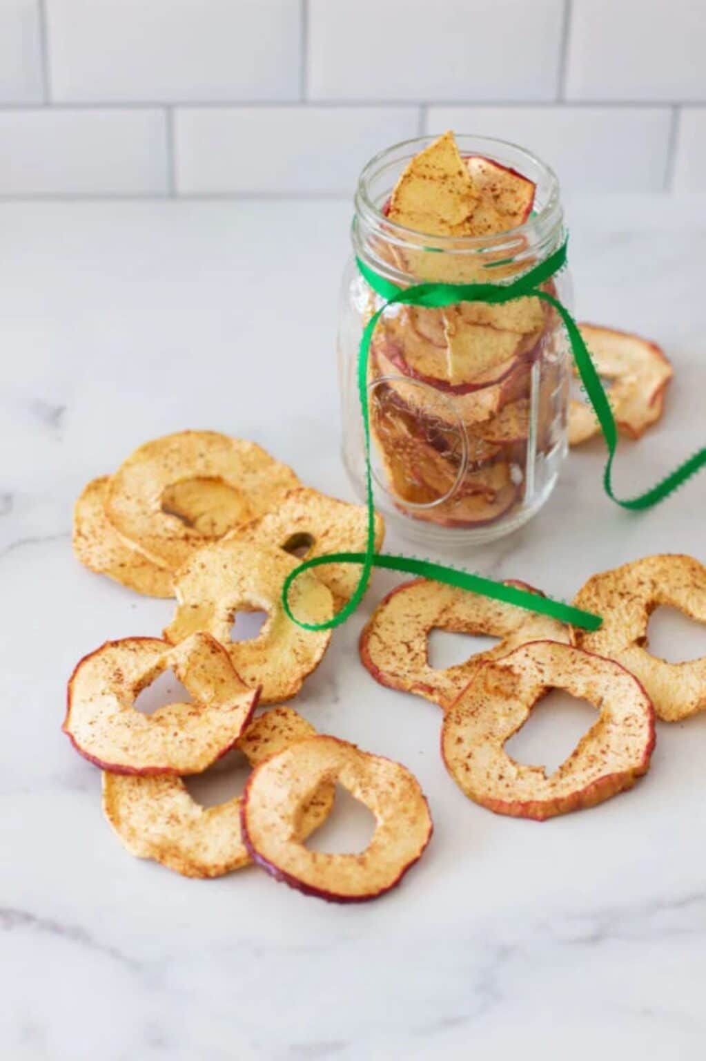 11 Dehydrated Apple Recipes for a Delicious Dessert Cottage at the