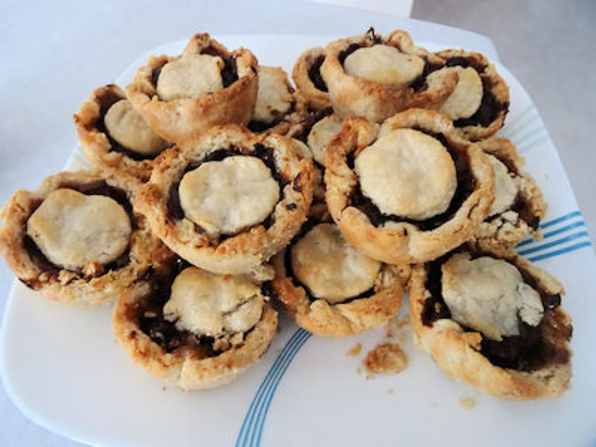 Yummy tenderflake lard pastry on a plate.