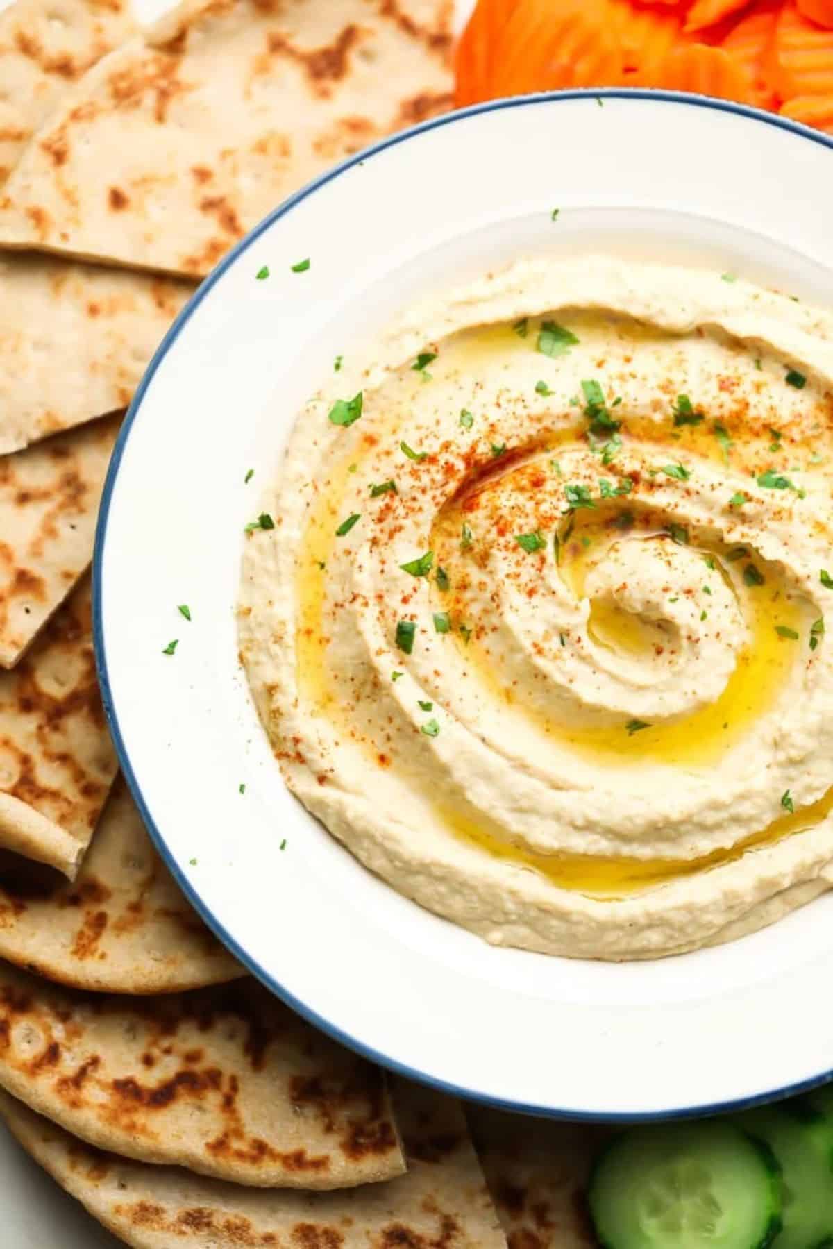 Creamy the best and easiest hummus on a plate.