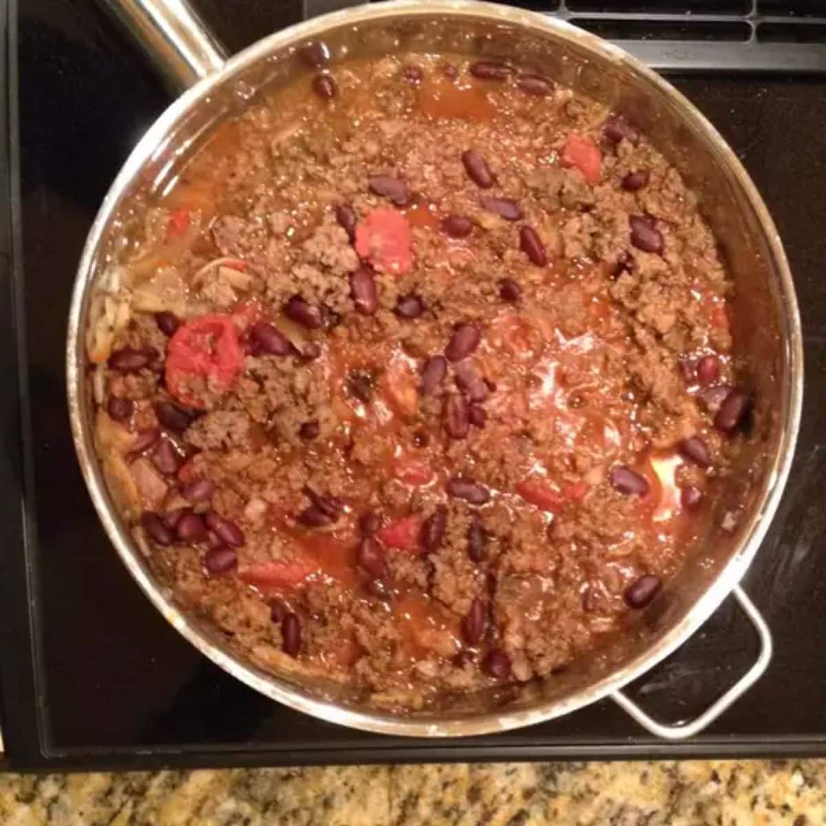 Scrumptious easy elk chili in a pan.