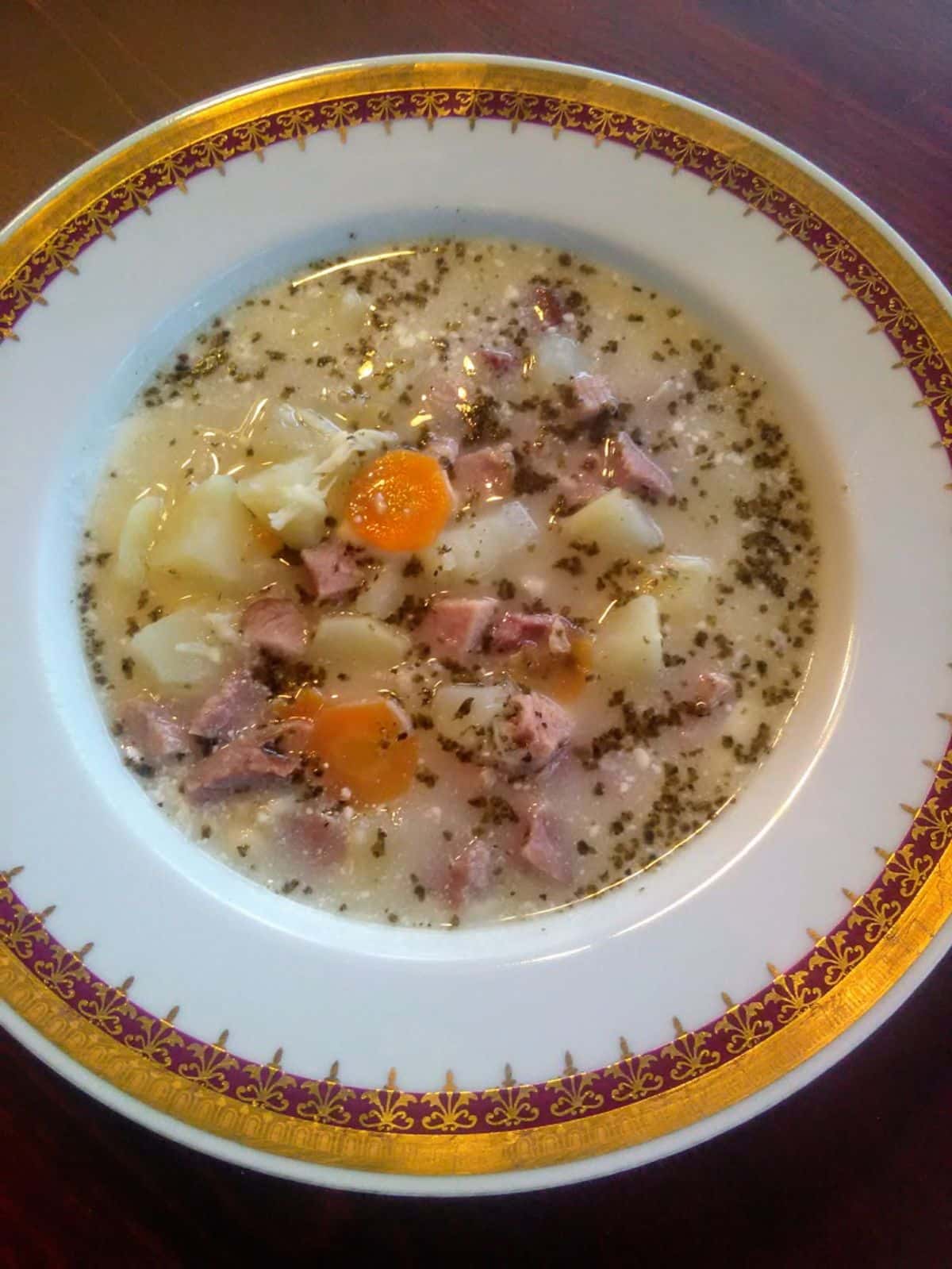 Flavorful horseradish soup on a plate.