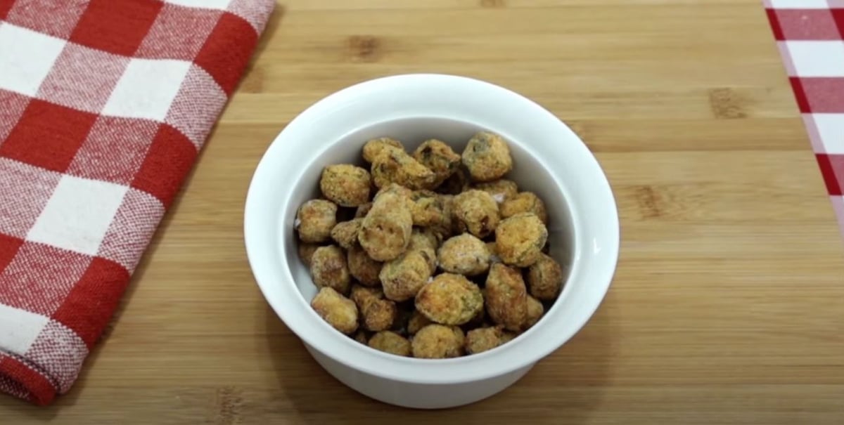 Air fried okra with breadcrumbs