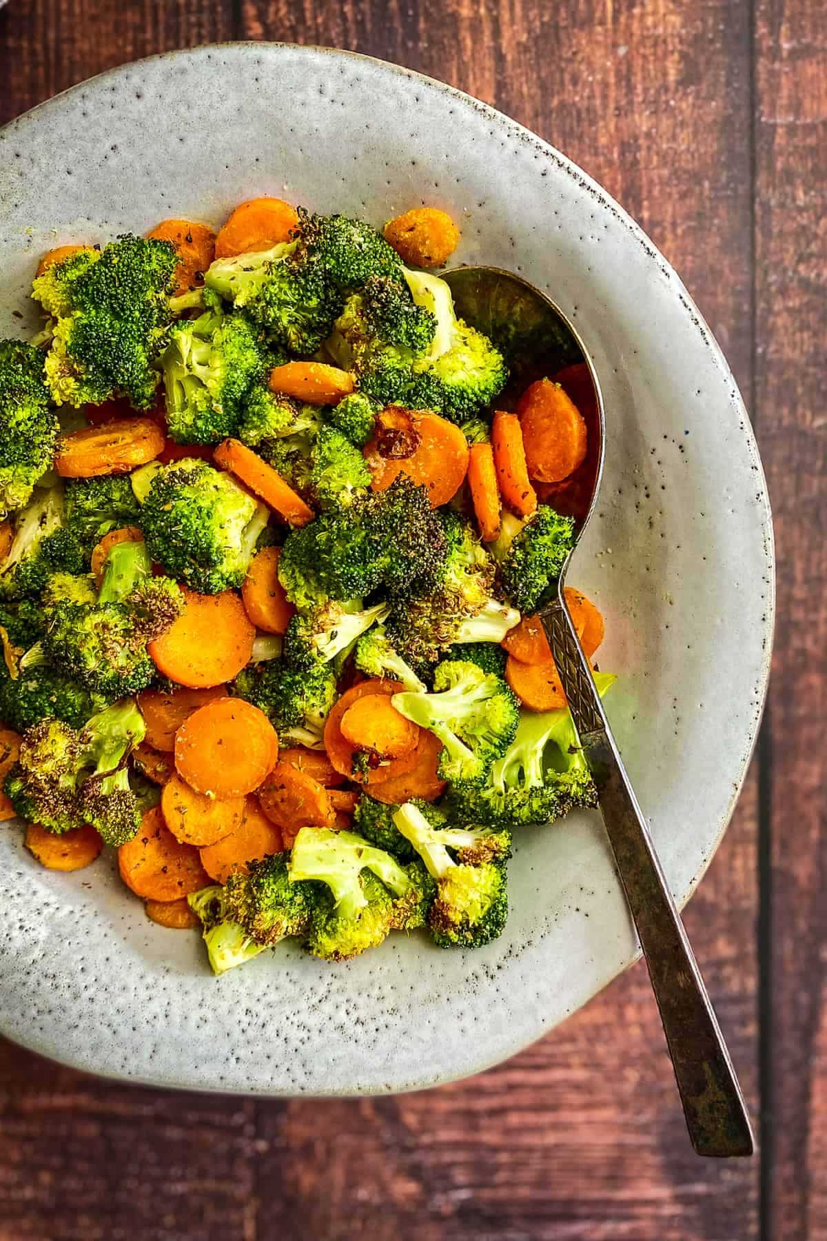 Air fryer broccoli and carrots