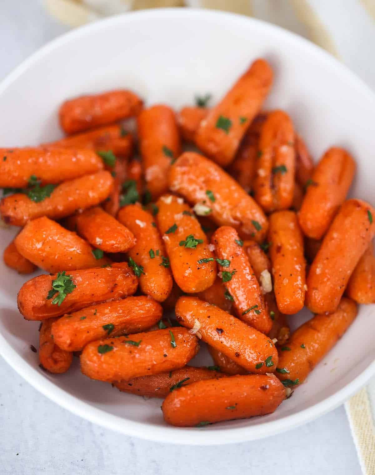 Air fryer honey carrots