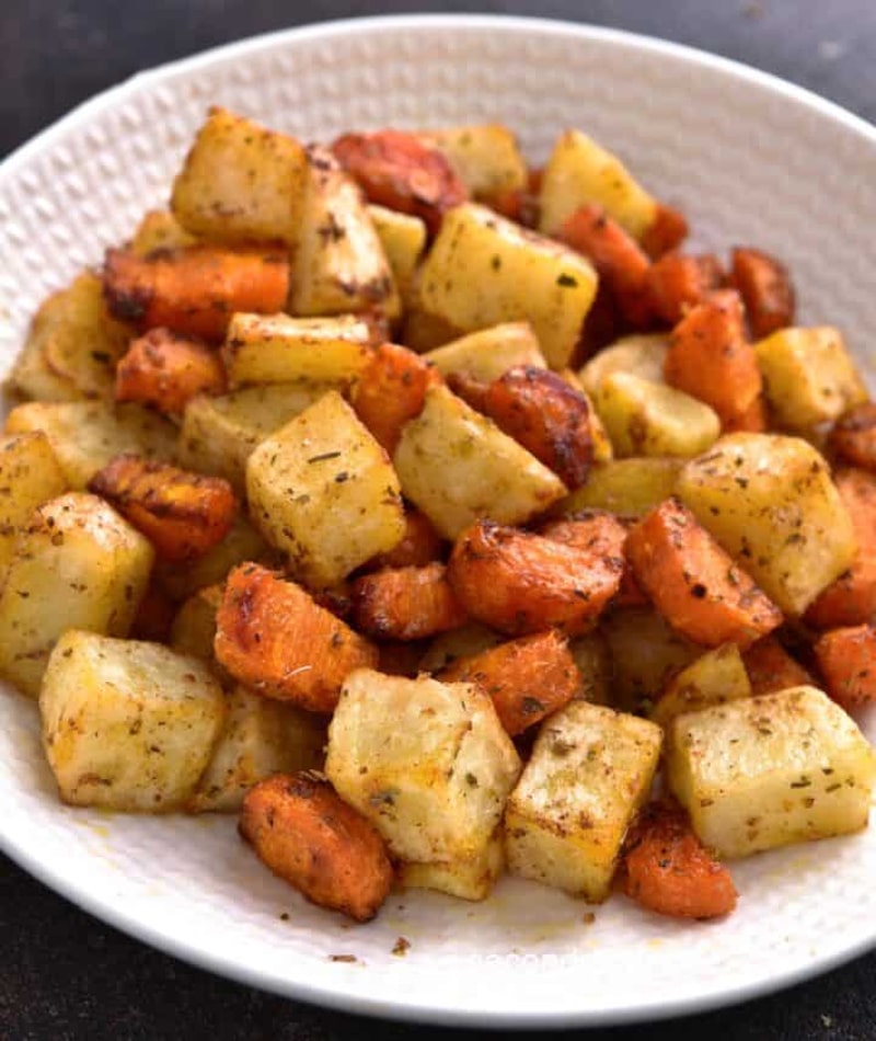 Air fryer roasted potatoes & carrots