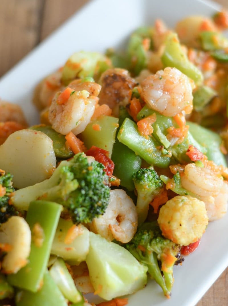 Air fryer shrimp and vegetables