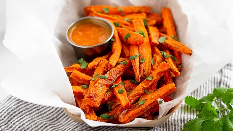 Crispy carrot fries