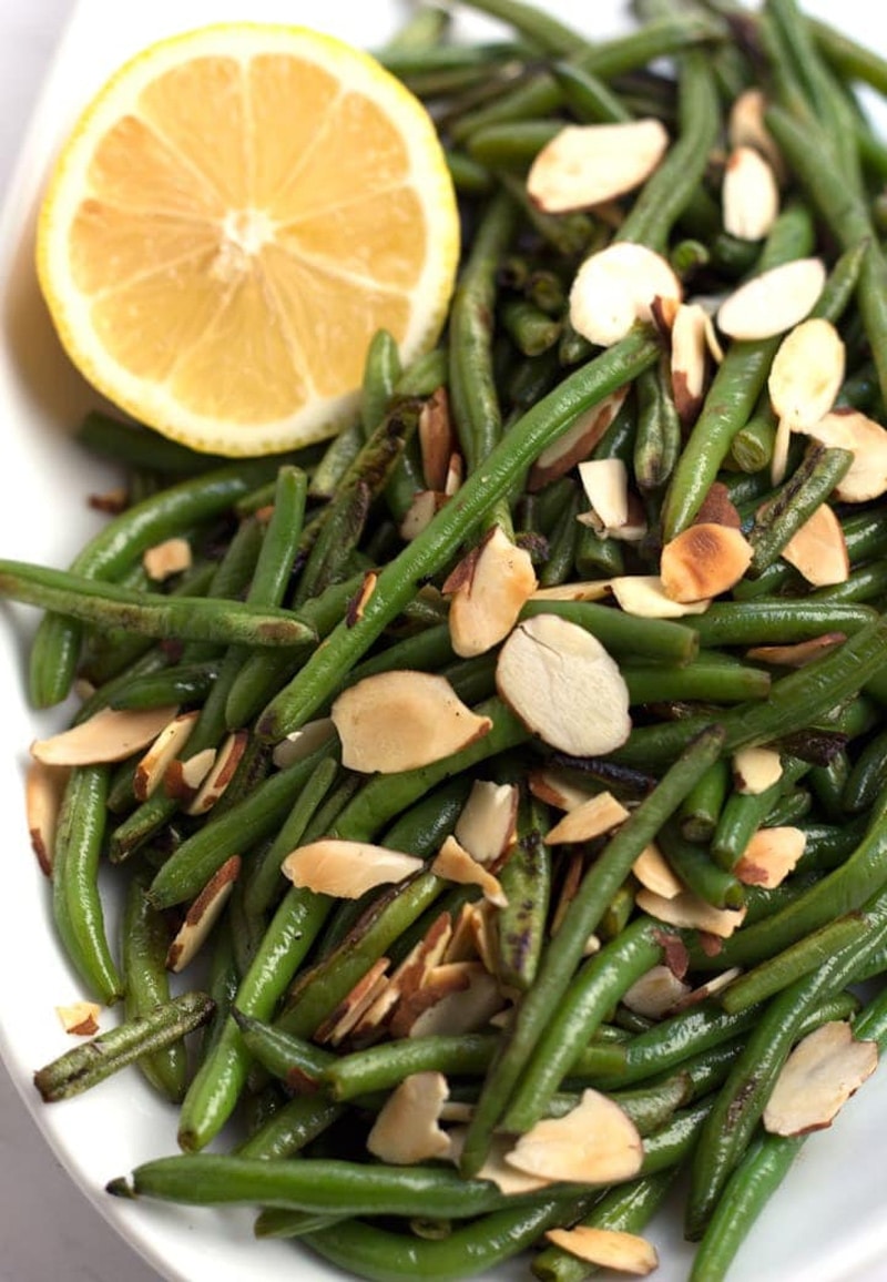 Easy green beans almondine