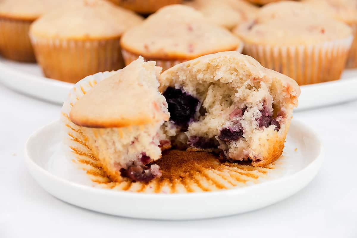 Easy mixed berry muffins with frozen berries