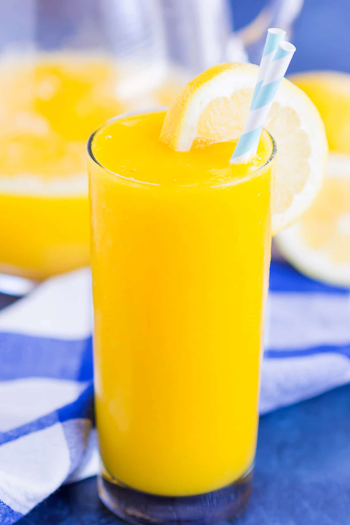 Frozen mango lemonade