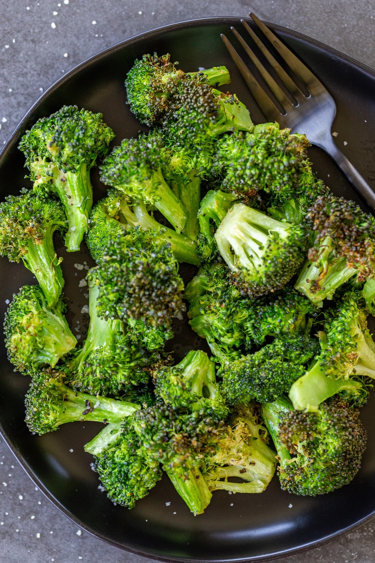 10-minute air fryer broccoli recipe