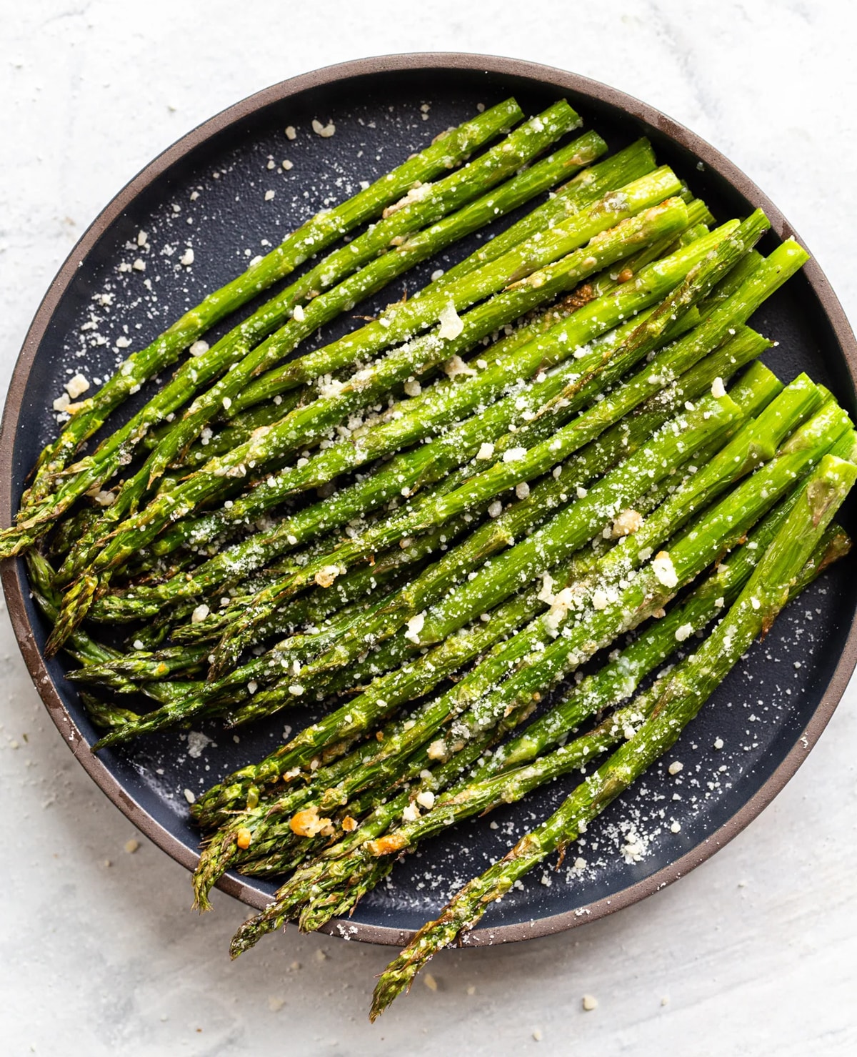 Simple air fryer asparagus