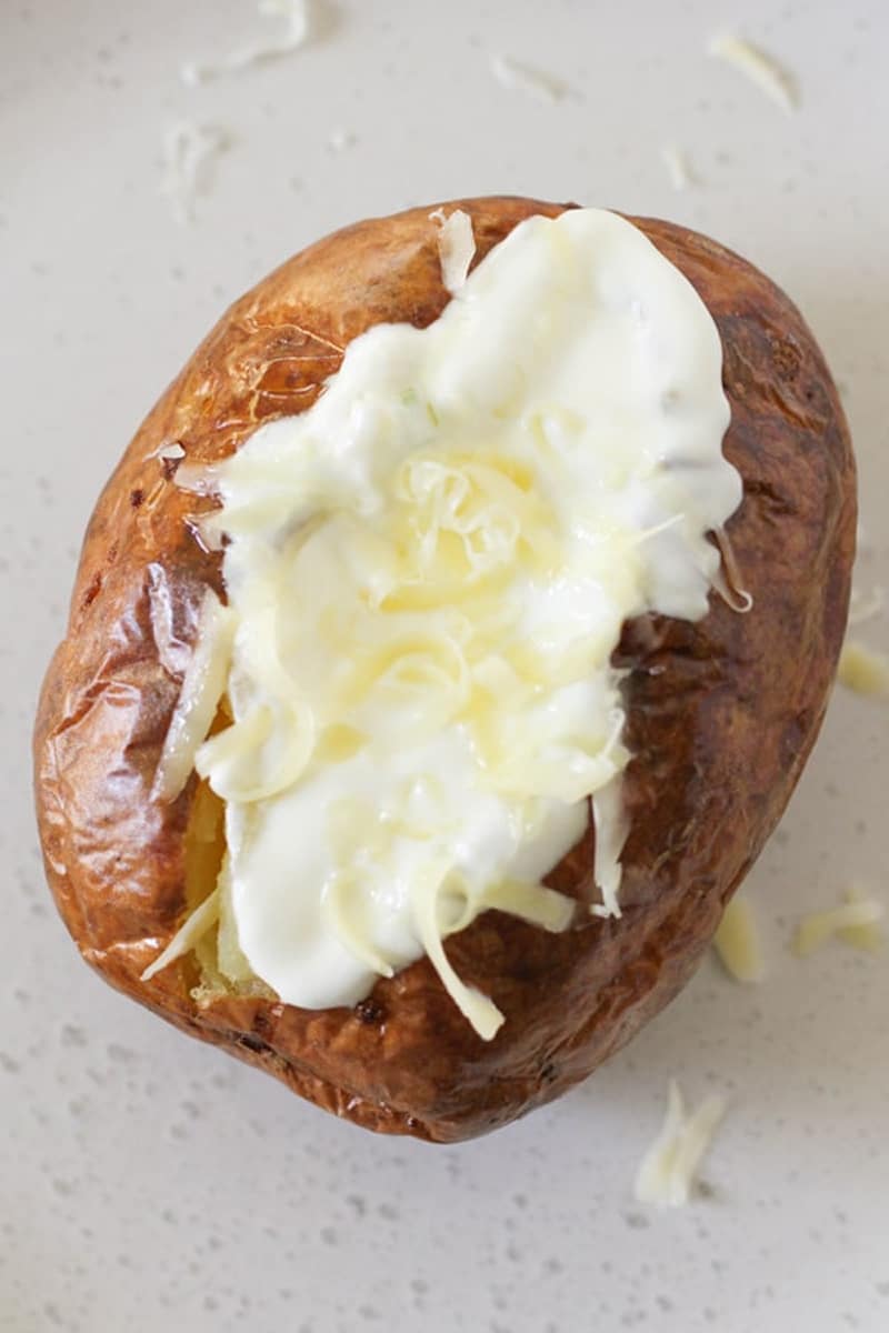 Air fryer baked potato using olive oil