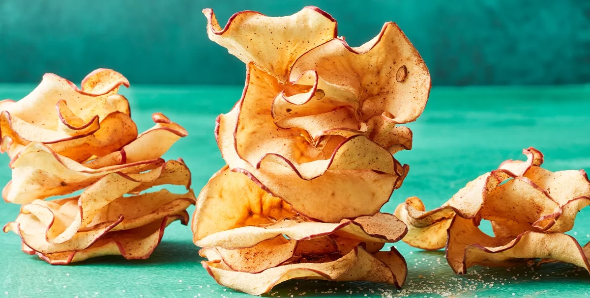 Air-fryer healthier apple chips