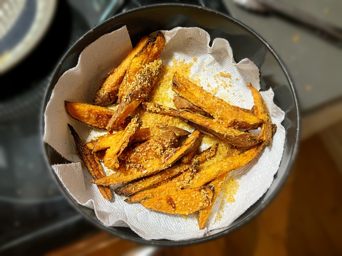 Air fryer sweet potato fries using canola oil