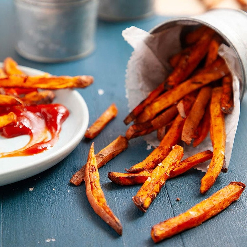 Air-fryer sweet potato fries with cayenne