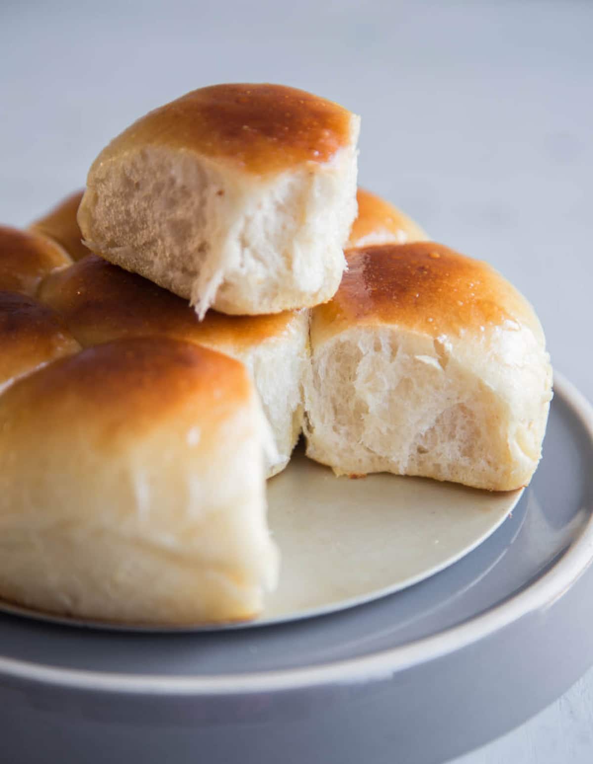 Air fryer ultra-soft eggless pull-apart milk buns