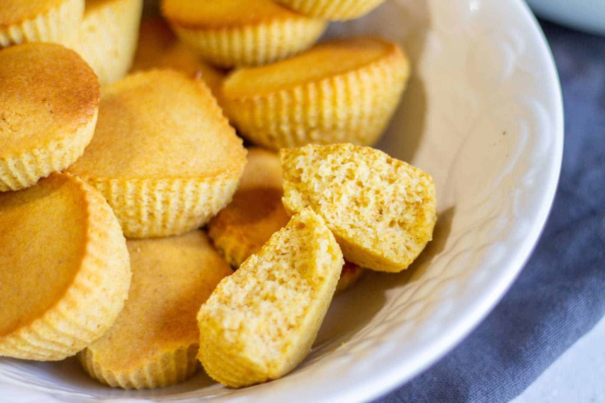 Air fryer vegan cornbread muffins