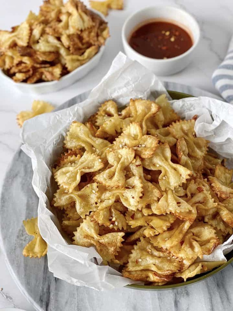 Asian pasta chips