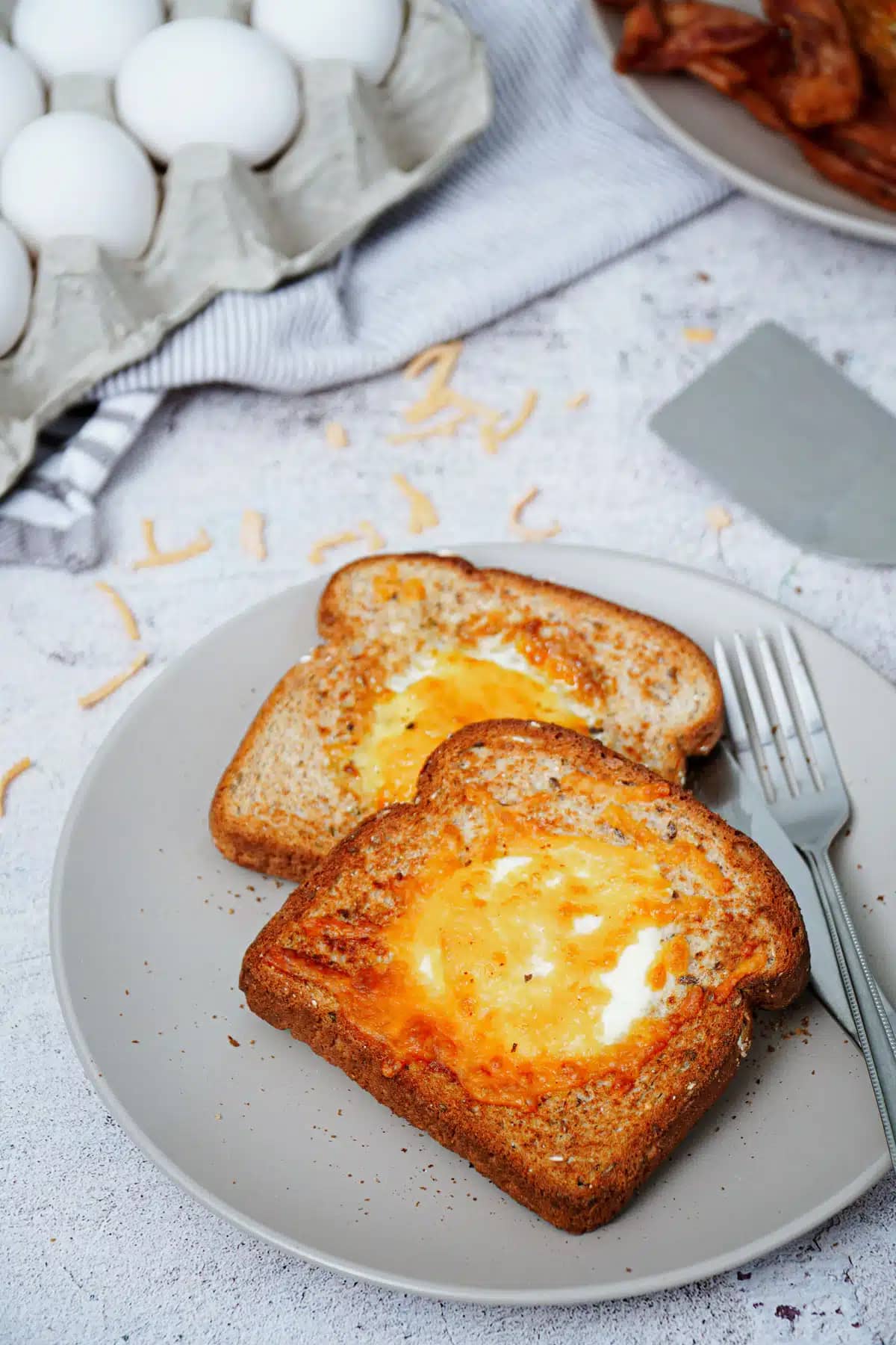 Easy cheesy air fryer egg toast