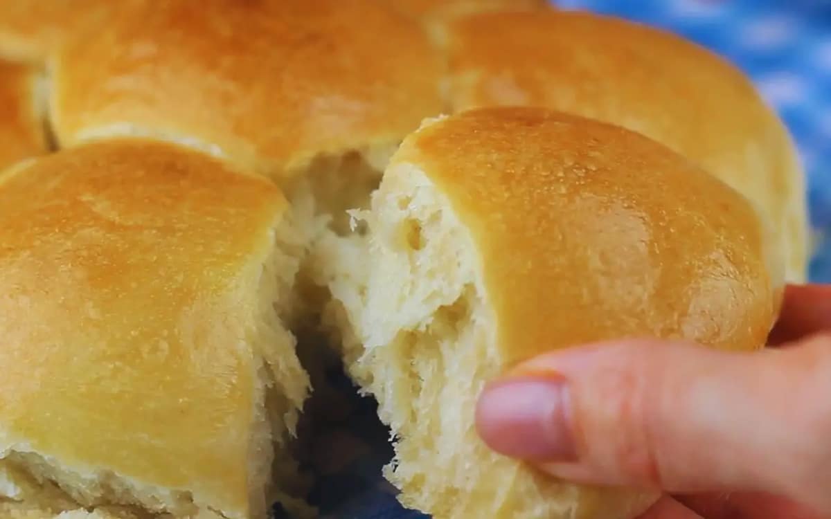 Moist, tender, and easy to make air fryer bread rolls