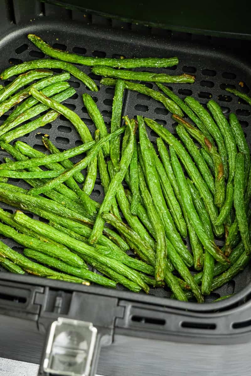 Simple air fryer green beans